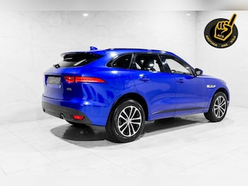 Used Jaguar F-Pace 2019 for sale - 76416982: Photo