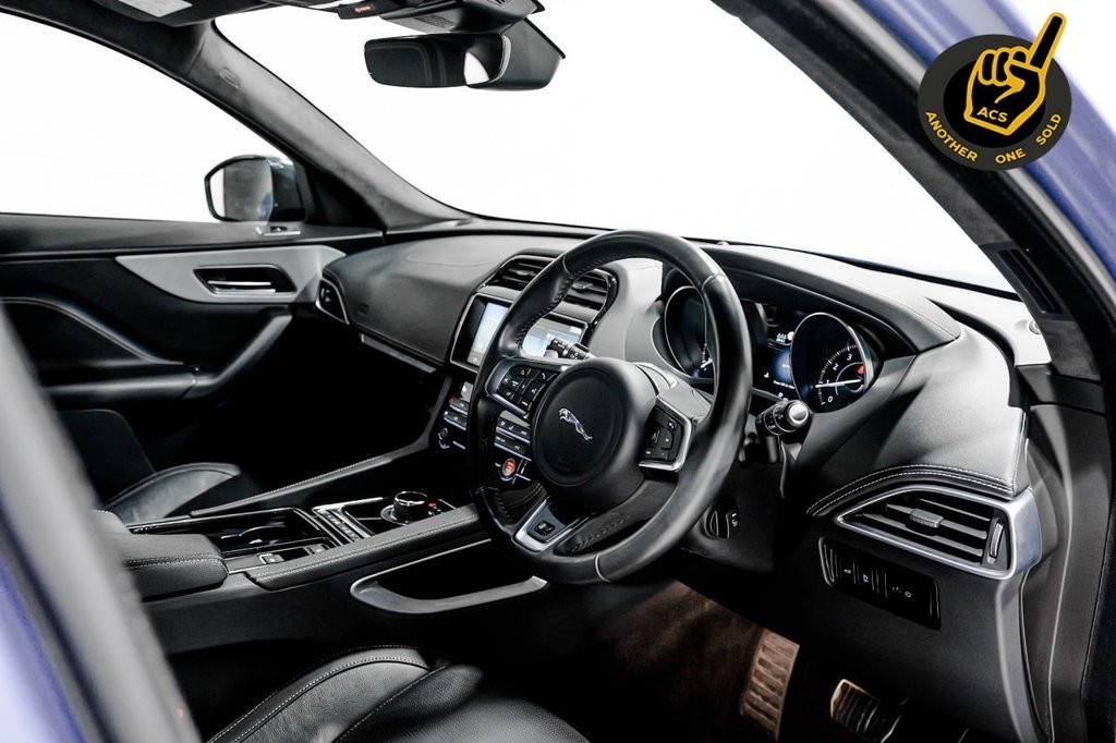 Used Jaguar F-Pace 2019 for sale - 76416982: Photo 3
