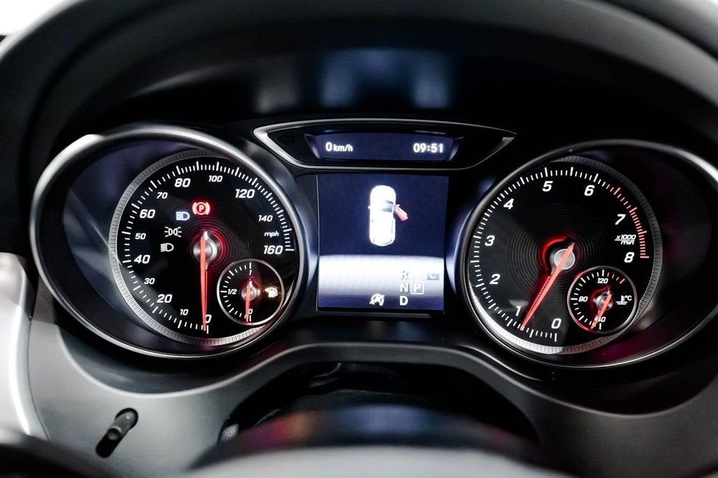 Used Mercedes-Benz GLA 2019 for sale - 76950554: Photo 34