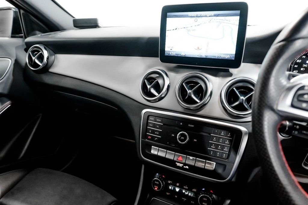 Used Mercedes-Benz GLA 2019 for sale - 76950554: Photo 35