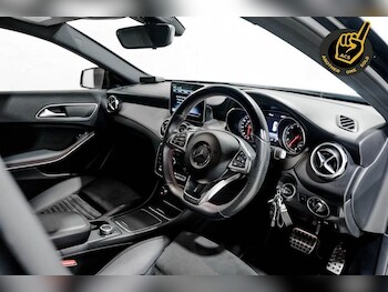 Used Mercedes-Benz GLA 2019 for sale - 76950554: Photo