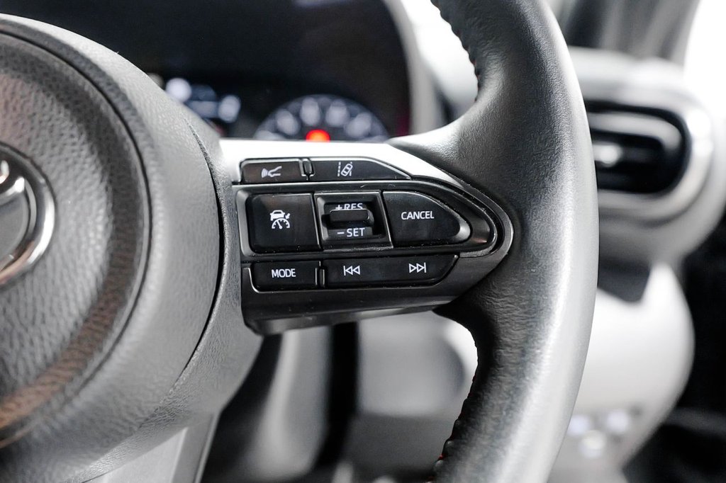 Used Toyota Yaris 2020 for sale - 76417156: Photo 44