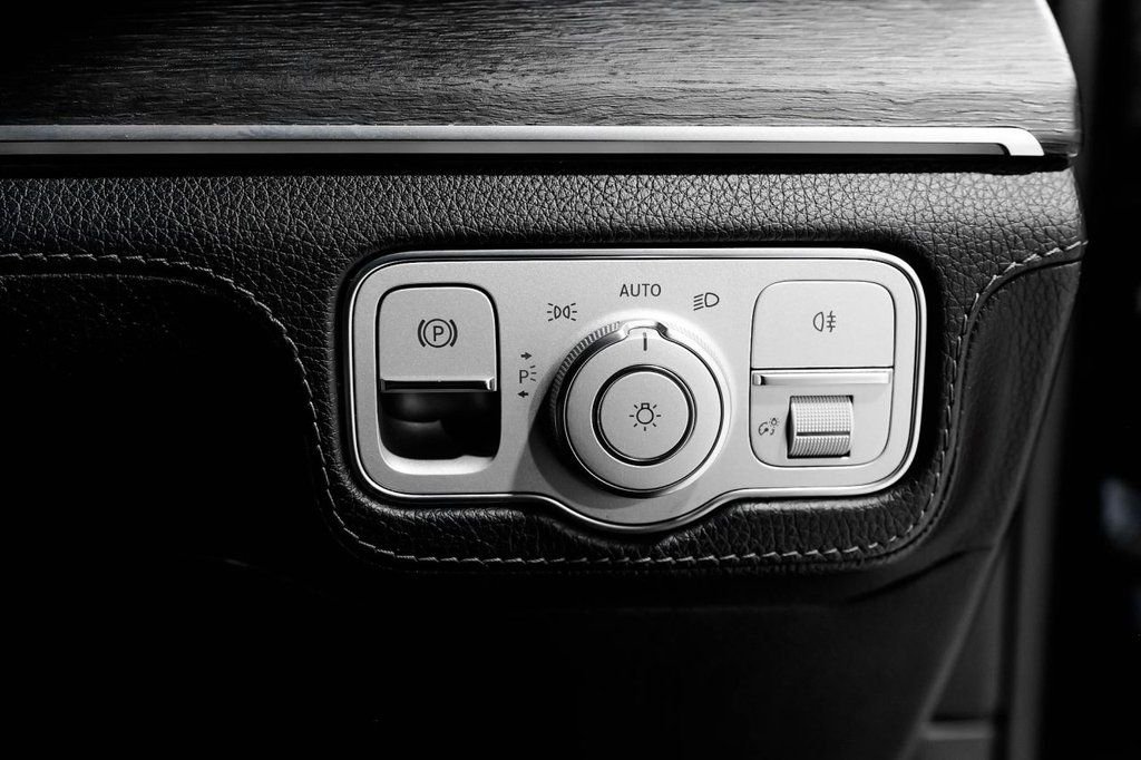 Used Mercedes-Benz GLE 2021 for sale - 76417387: Photo 34