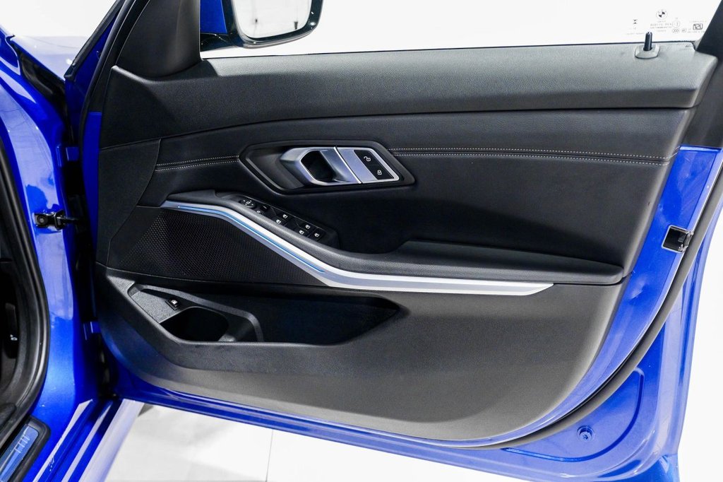 Used BMW 3 Series 2022 for sale - 76417052: Photo 27