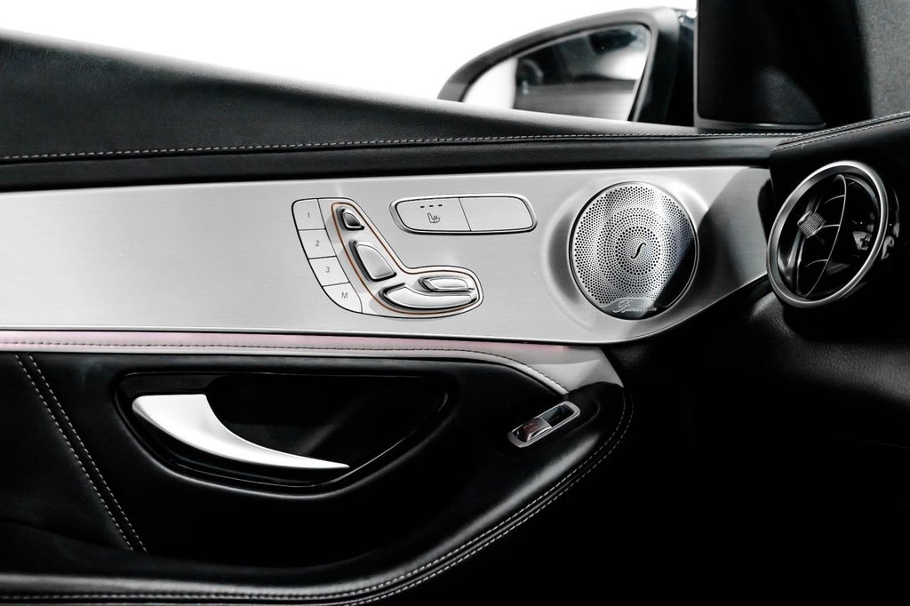 Used Mercedes-Benz GLC 2018 for sale - 76417106: Photo 32