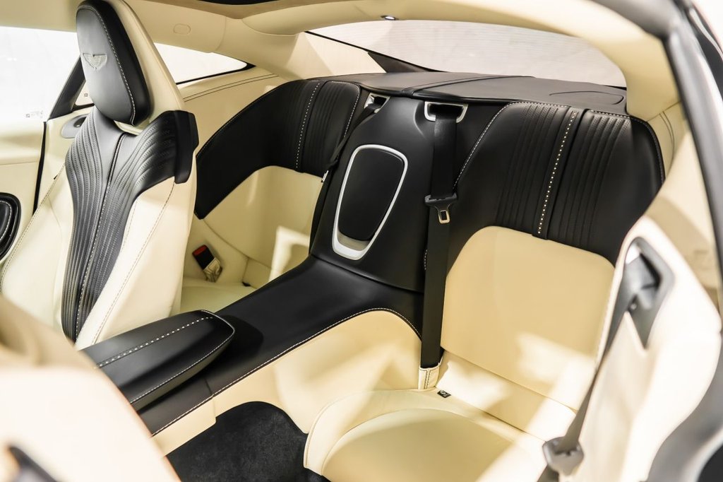 Used Aston Martin DB11 2017 for sale - 77884952: Photo 12