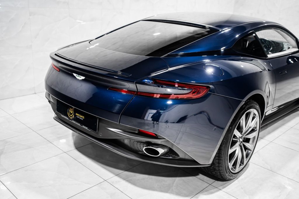 Used Aston Martin DB11 2017 for sale - 77884952: Photo 19