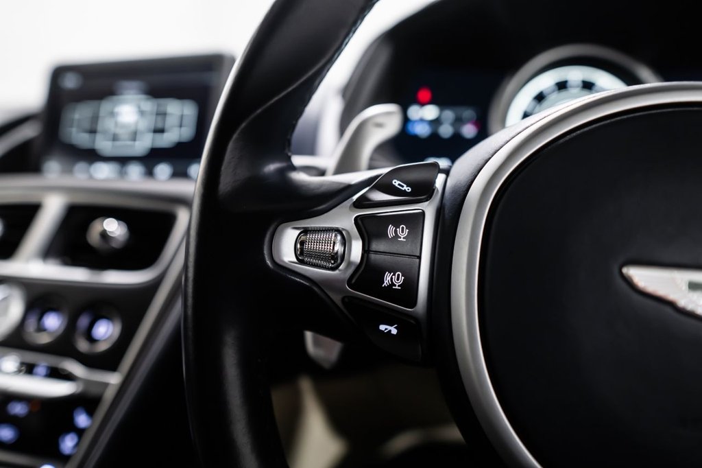 Used Aston Martin DB11 2017 for sale - 77884952: Photo 33