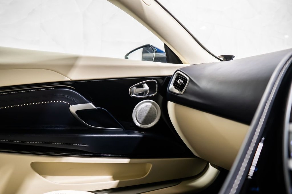 Used Aston Martin DB11 2017 for sale - 77884952: Photo 43