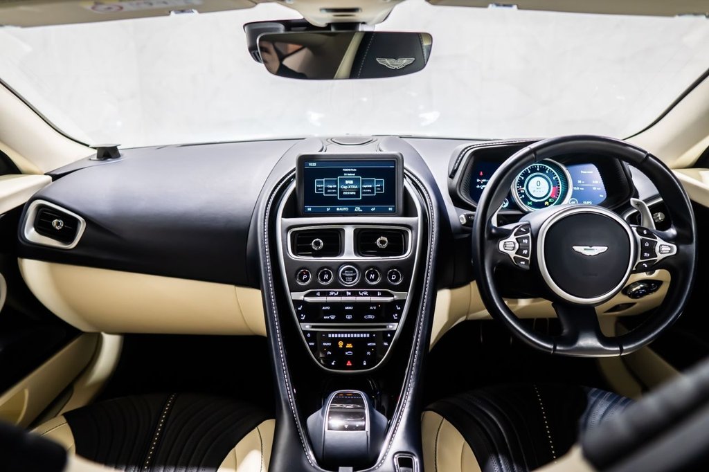 Used Aston Martin DB11 2017 for sale - 77884952: Photo 45