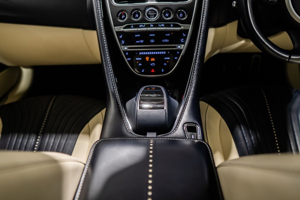 Used Aston Martin DB11 2017 for sale - 77884952: Photo 46