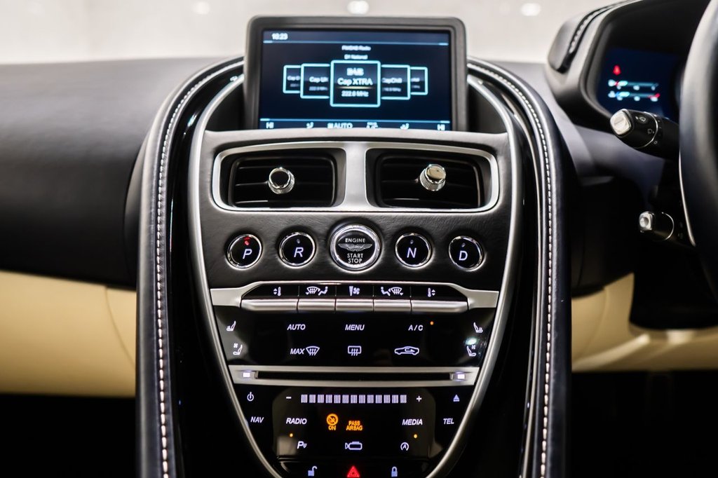 Used Aston Martin DB11 2017 for sale - 77884952: Photo 47