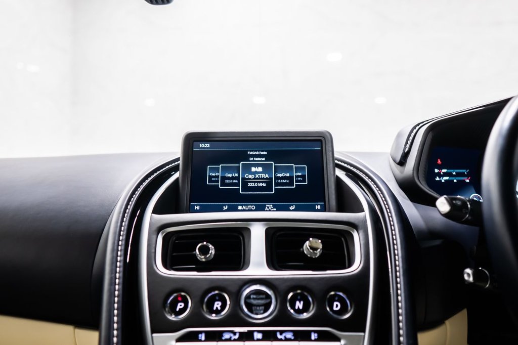 Used Aston Martin DB11 2017 for sale - 77884952: Photo 48