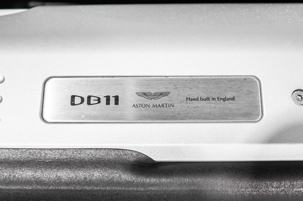 Used Aston Martin DB11 2017 for sale - 77884952: Photo 5