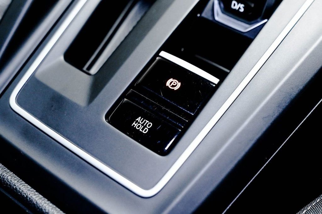 Used Volkswagen Golf 2022 for sale - 76417120: Photo 31