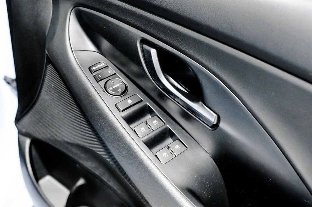 Used Hyundai i30 2022 for sale - 77666588: Photo 16