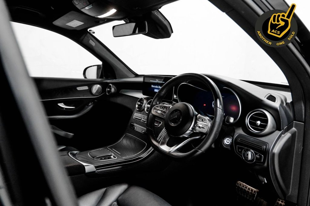 Used Mercedes-Benz GLC 2020 for sale - 76417015: Photo 3