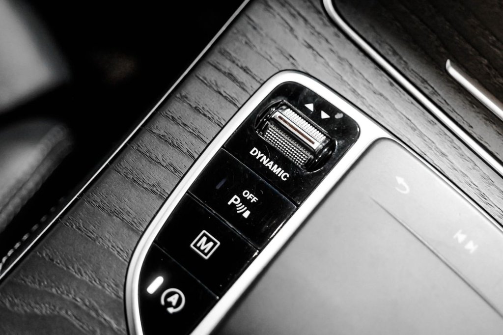 Used Mercedes-Benz GLC 2020 for sale - 76417015: Photo 31