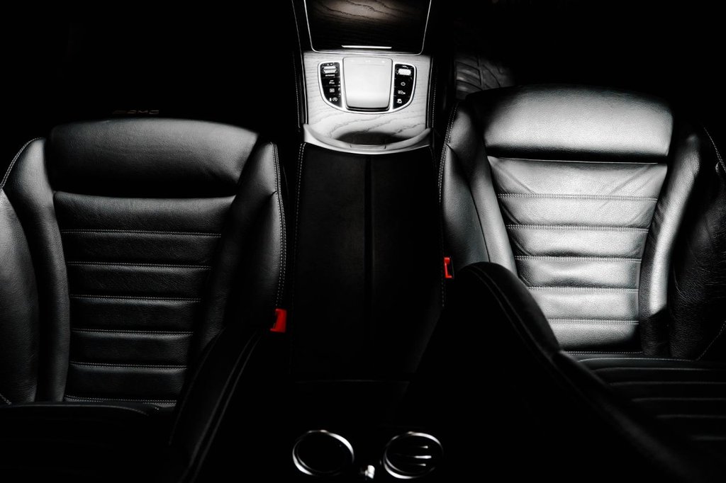 Used Mercedes-Benz GLC 2020 for sale - 76417015: Photo 35