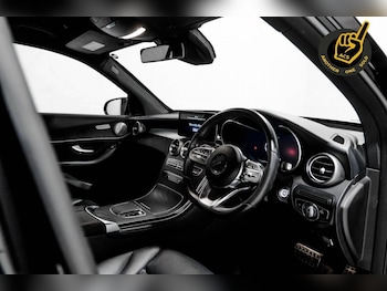 Used Mercedes-Benz GLC 2020 for sale - 76417015: Photo