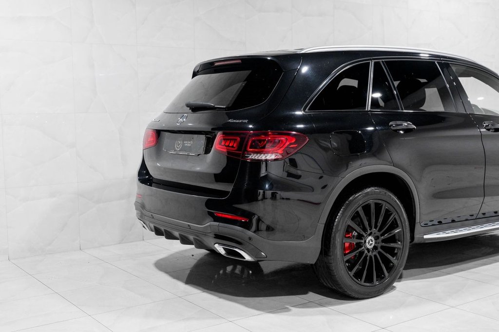 Used Mercedes-Benz GLC 2020 for sale - 76417015: Photo 4