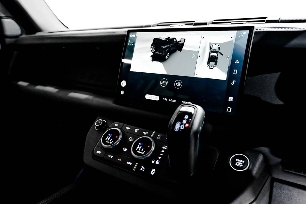 Used Land Rover Defender 2023 for sale - 76417095: Photo 34