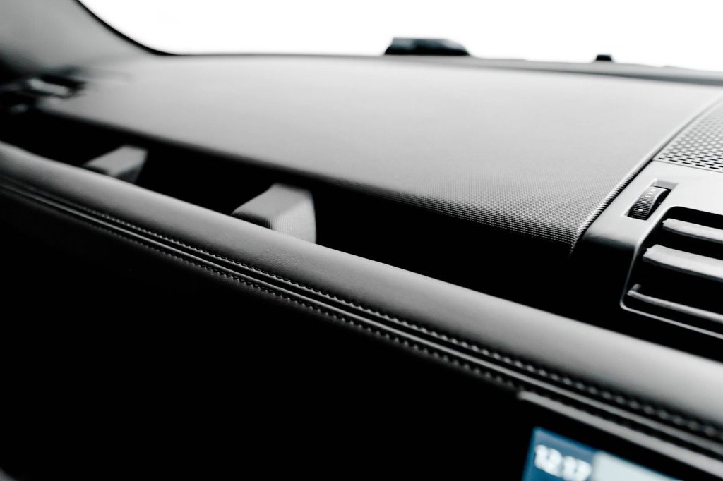 Used Land Rover Defender 2023 for sale - 76417095: Photo 49