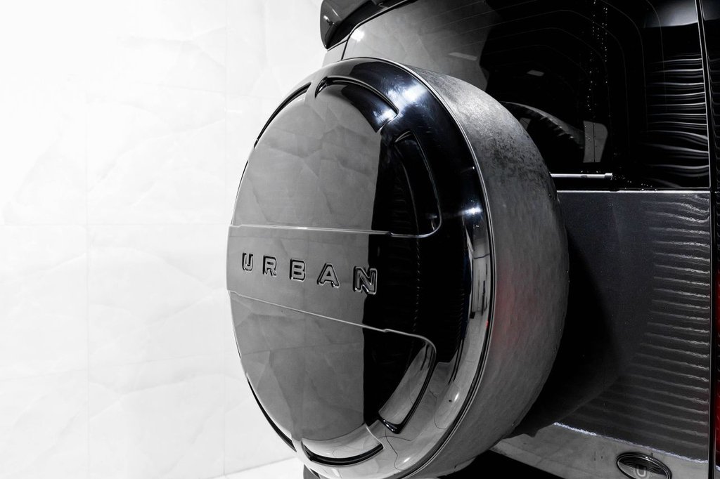 Used Land Rover Defender 2023 for sale - 76417095: Photo 5