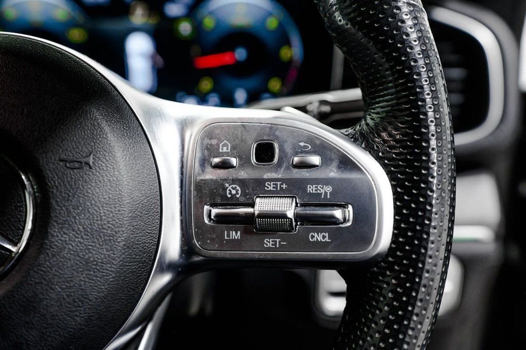 Used Mercedes-Benz GLE 2020 for sale - 76417109: Photo 17