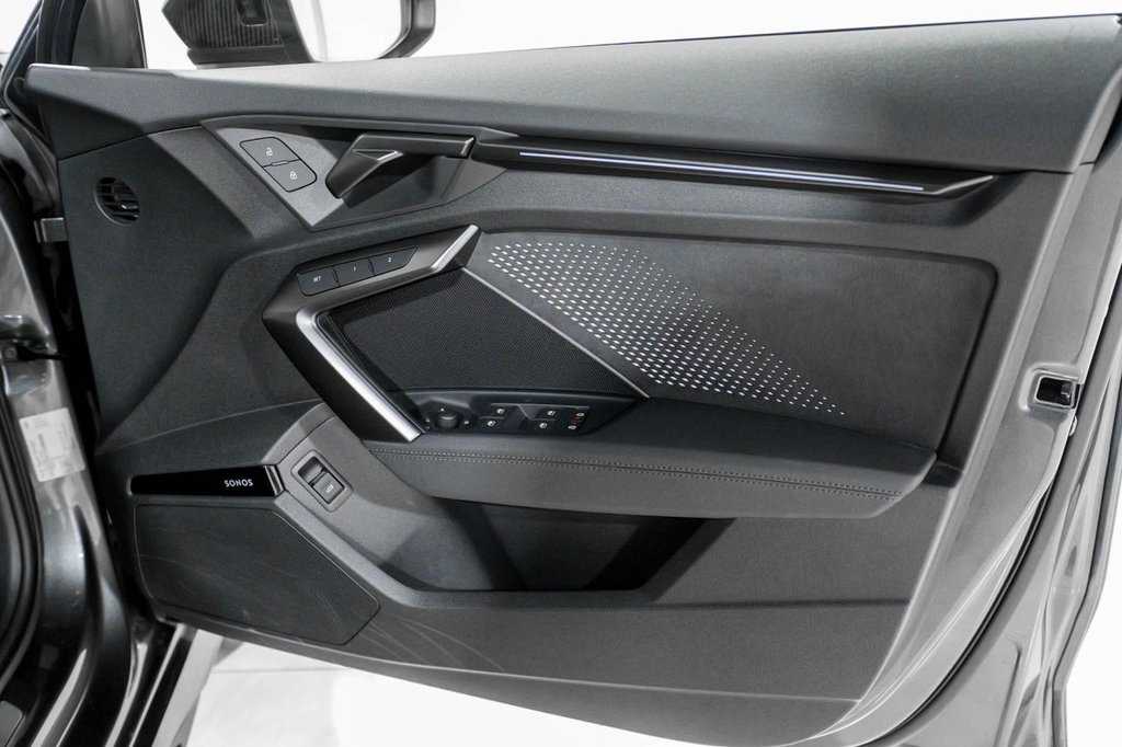 Used Audi RS3 2025 for sale - 77026898: Photo 15