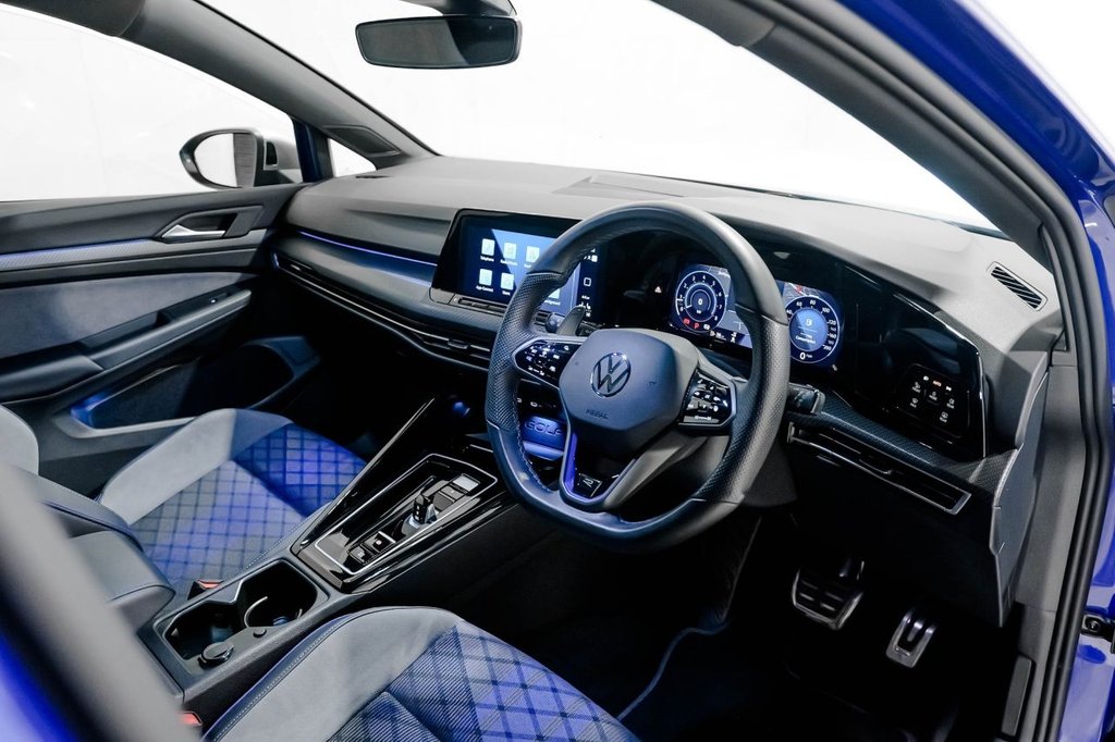 Used Volkswagen Golf 2024 for sale - 77052222: Photo 34