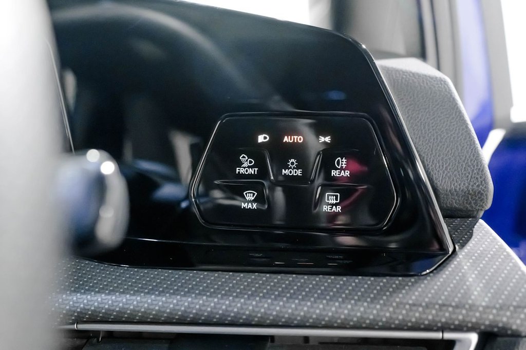 Used Volkswagen Golf 2024 for sale - 77052222: Photo 35