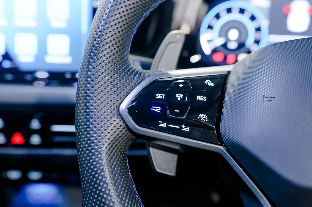 Used Volkswagen Golf 2024 for sale - 77052222: Photo 37