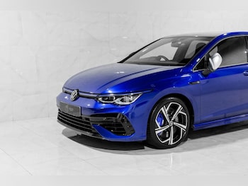 Used Volkswagen Golf 2024 for sale - 77052222: Photo