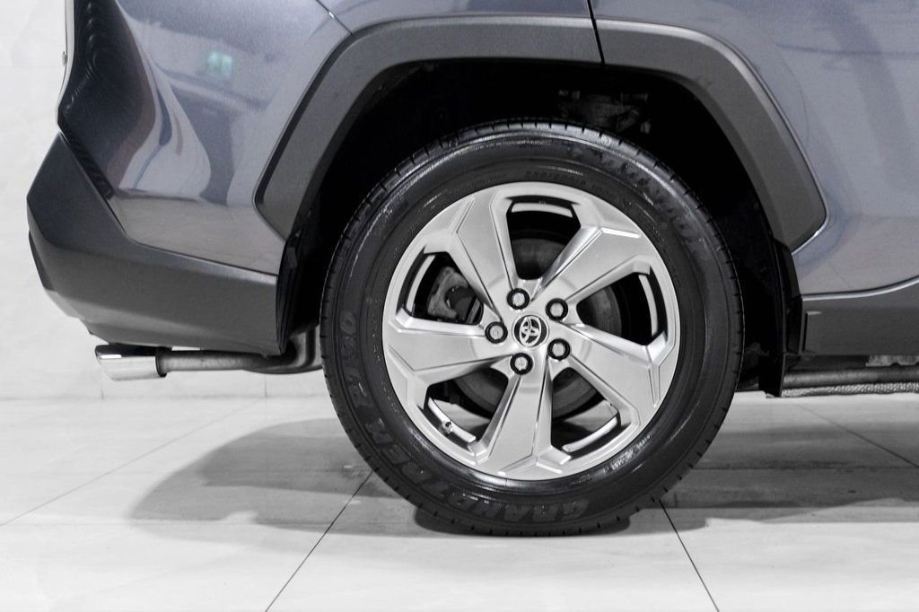 Used Toyota RAV4 2020 for sale - 76416962: Photo 13
