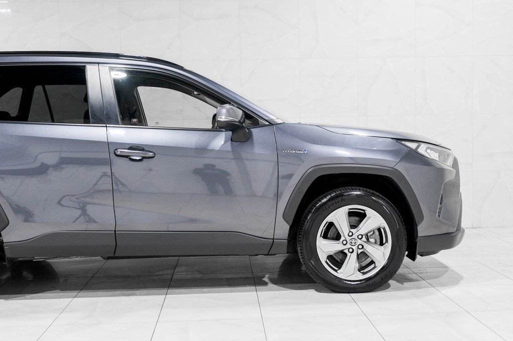Used Toyota RAV4 2020 for sale - 76416962: Photo 15