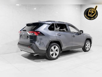 Used Toyota RAV4 2020 for sale - 76416962: Photo