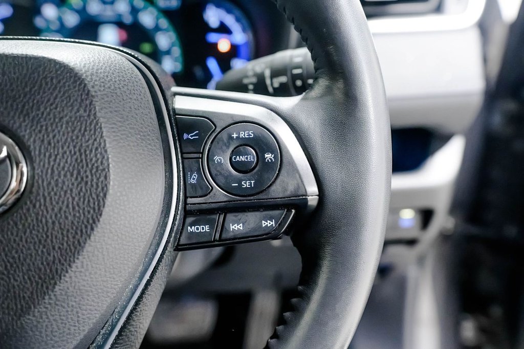 Used Toyota RAV4 2020 for sale - 76416962: Photo 34