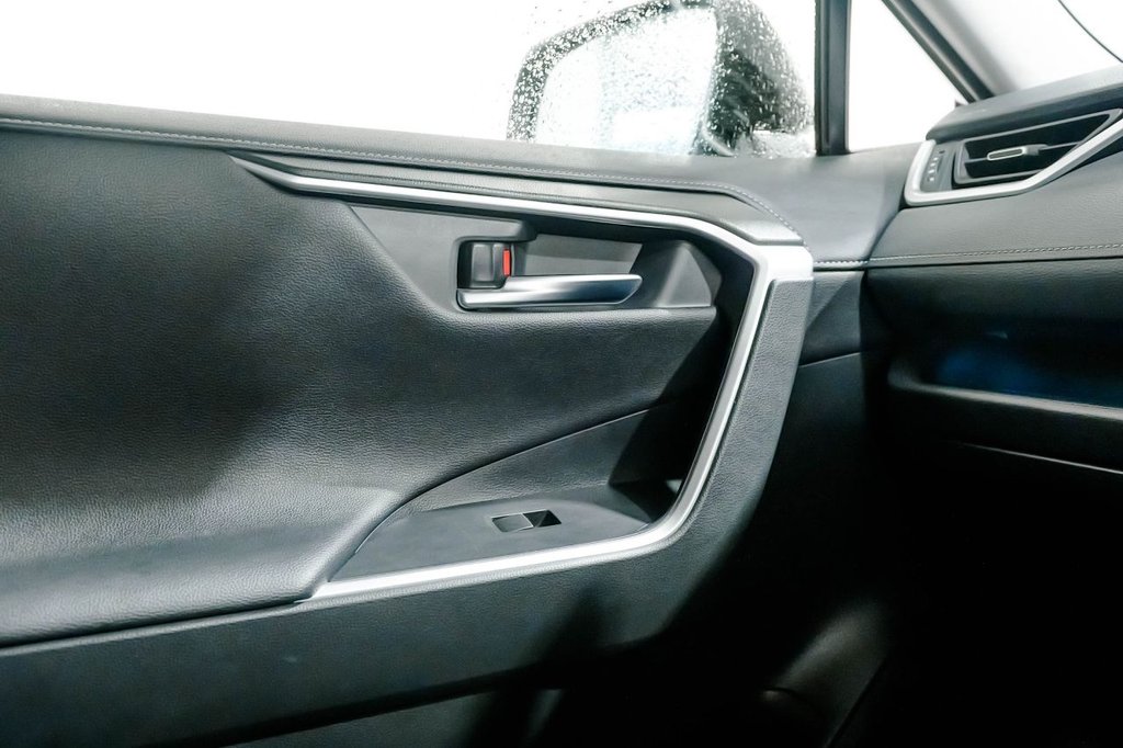 Used Toyota RAV4 2020 for sale - 76416962: Photo 42