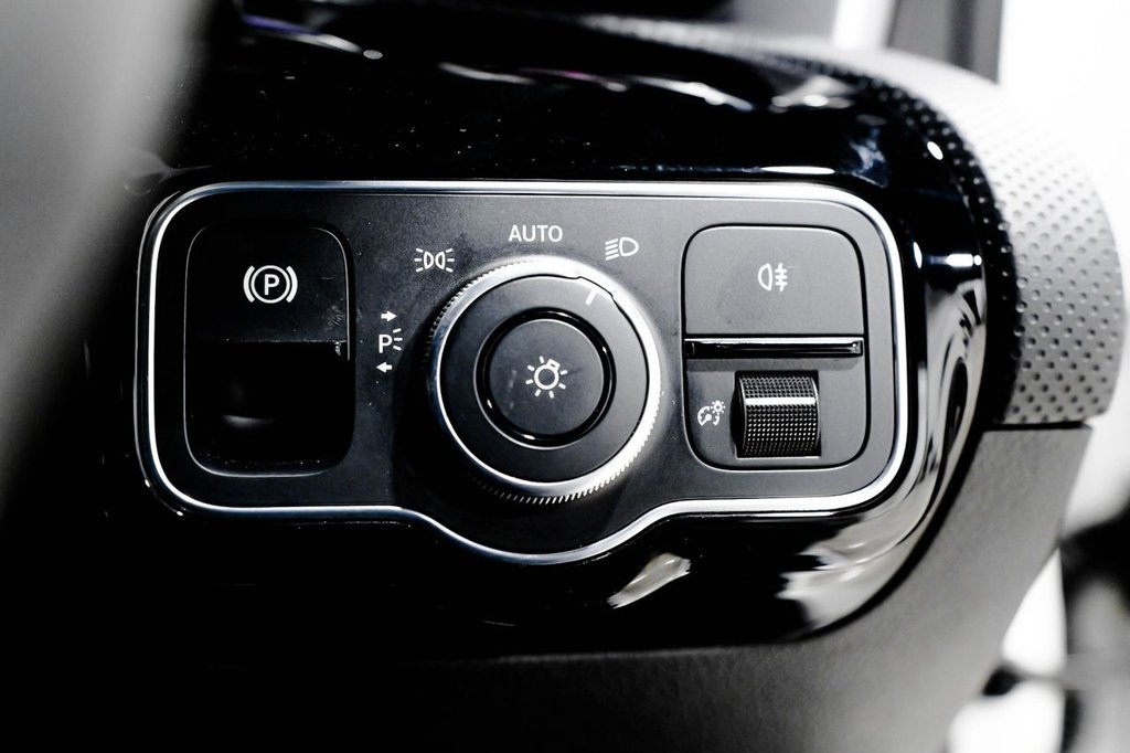 Used Mercedes-Benz CLA 2020 for sale - 76417199: Photo 19