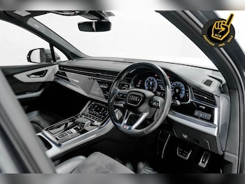 Used Audi Q7 2020 for sale - 76520654: Photo
