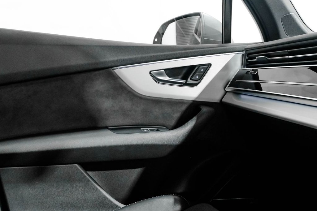 Used Audi Q7 2020 for sale - 76520654: Photo 46