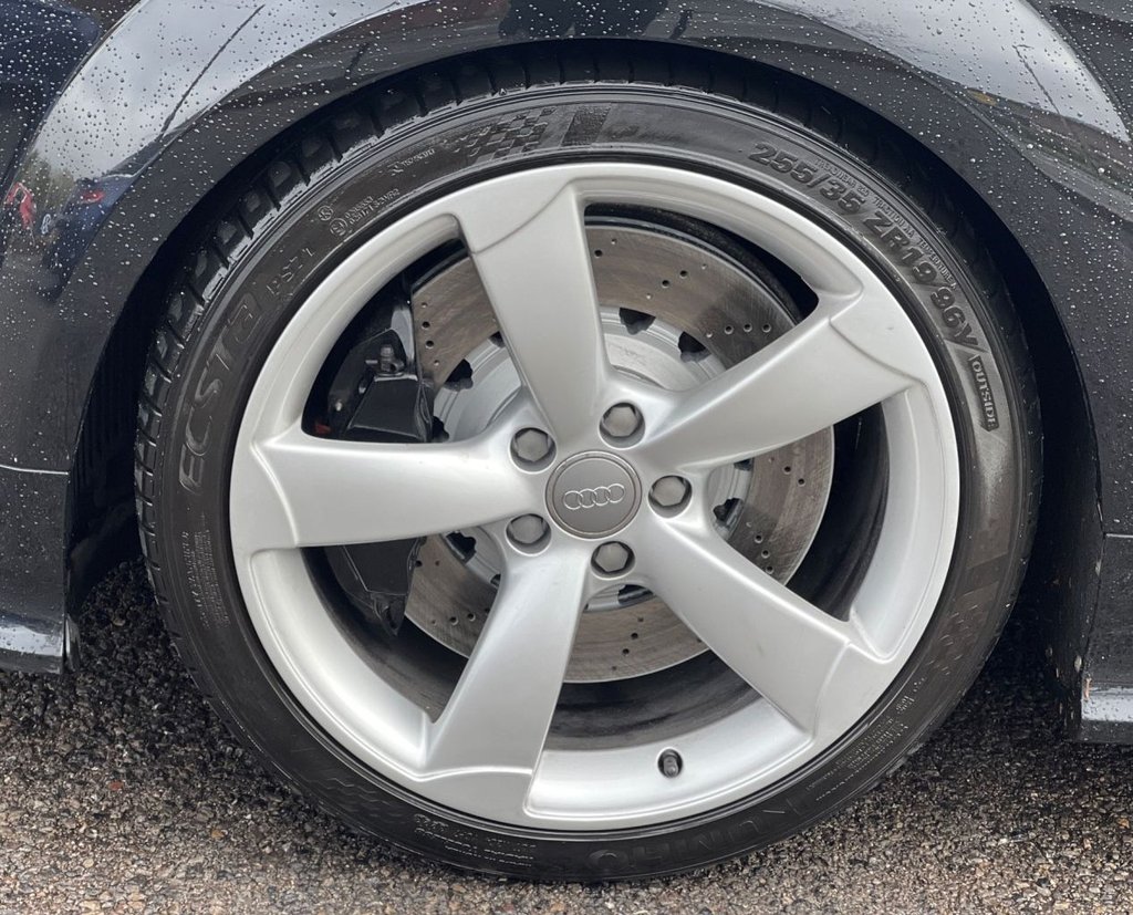 Used Audi TT RS 2010 for sale - 76417398: Photo 22