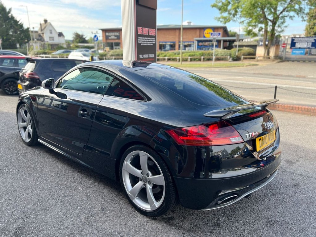 Used Audi TT RS 2010 for sale - 76417398: Photo 5