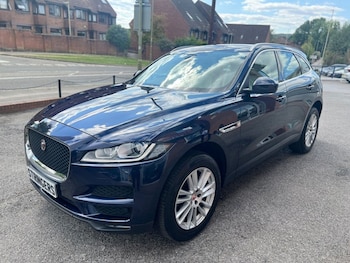 Used Jaguar F-Pace 2017 for sale - 75347415: Photo
