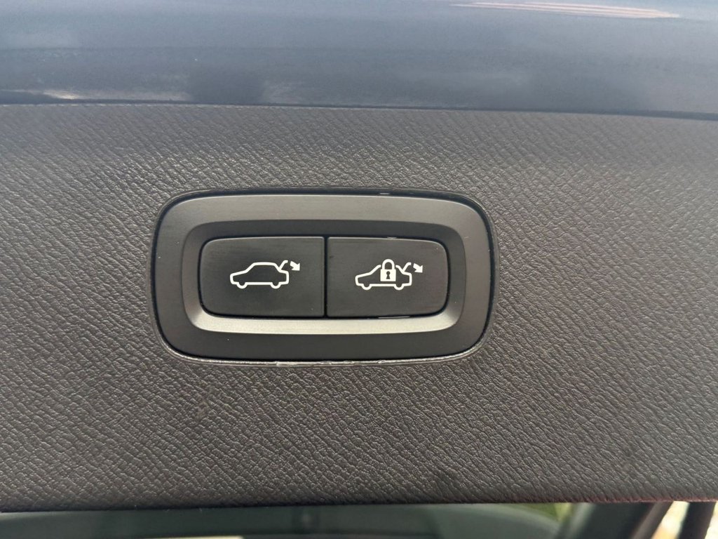 Used Volvo XC90 2015 for sale - 77342082: Photo 24