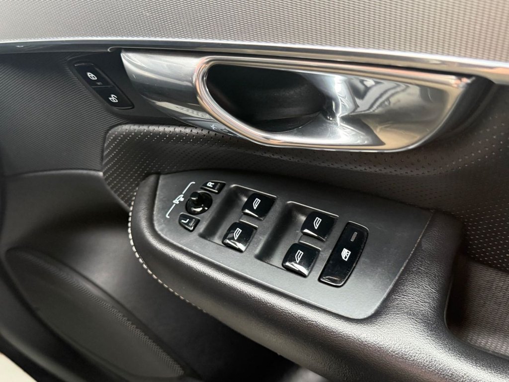 Used Volvo XC90 2015 for sale - 77342082: Photo 27