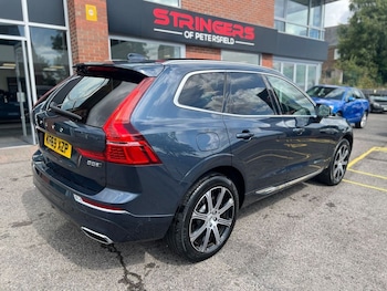 Used Volvo XC60 2019 for sale - 79394729: Photo