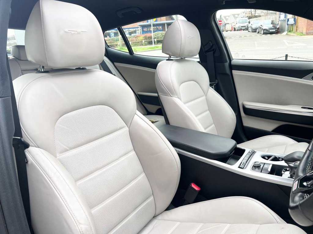 Used Kia Stinger 2018 for sale - 77820795: Photo 10