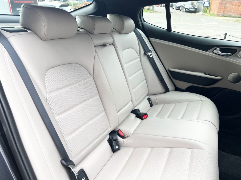 Used Kia Stinger 2018 for sale - 77820795: Photo 12